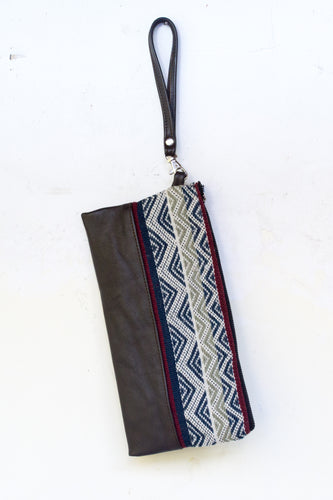 Mayu River Collection | Peruvian Sheep’s Wool & Leather Clutch