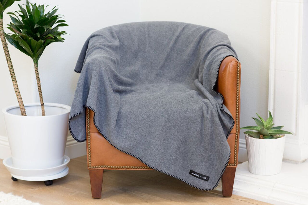 Fleece | Charcoal Blanket