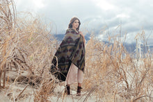 Tribal | Burgundy Blanket